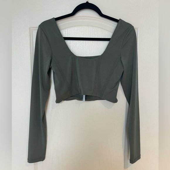 Corset Long Sleeve Crop Top - Picture 2 of 3